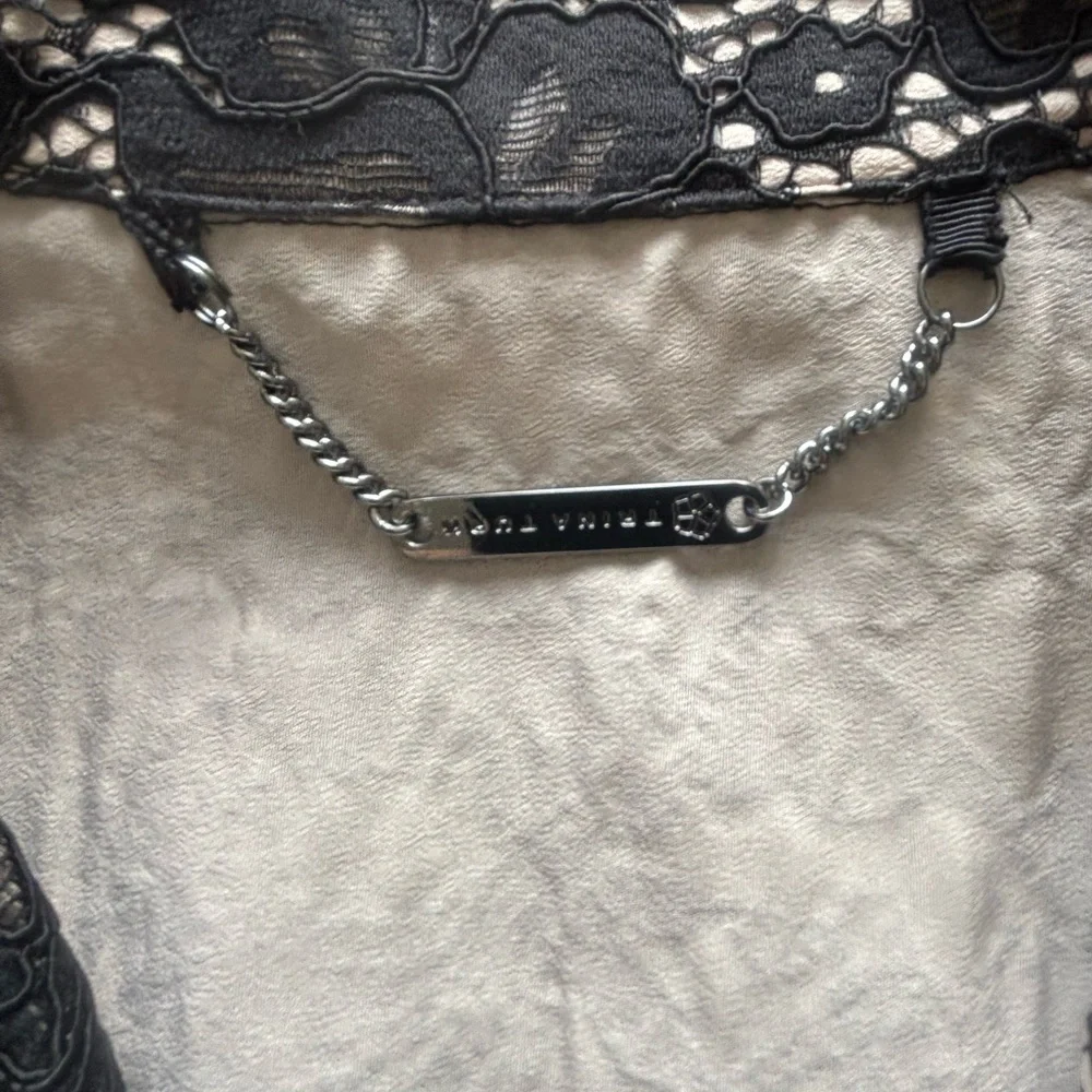 Trina Turk Black Lace Trench Coat - Picture 4 of 7